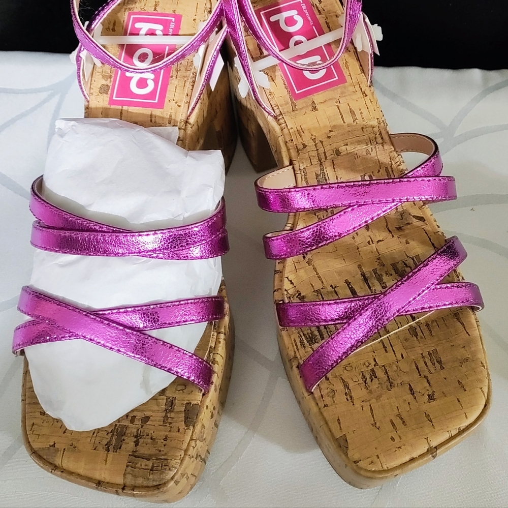 Pop Admission Fuchsia Sandals New Size 8 M